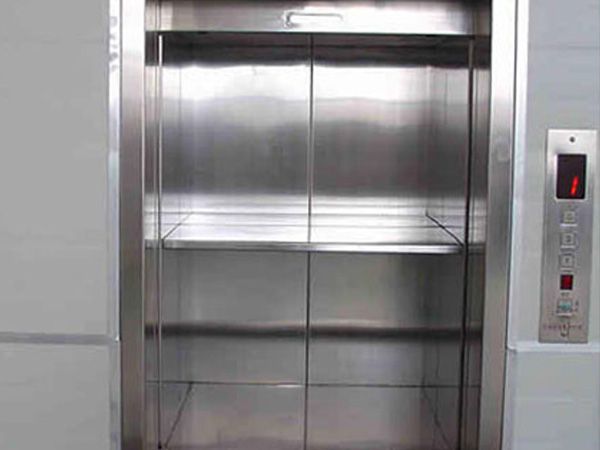餐用电梯